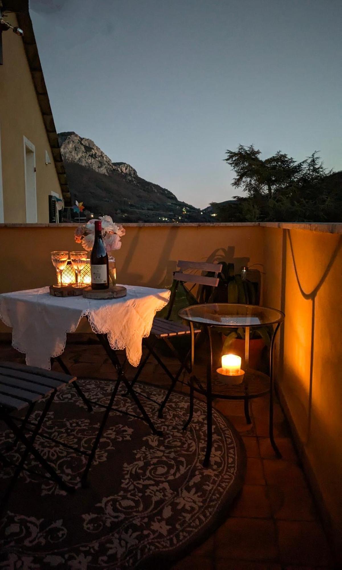Casa Viola Bed And Breakfast Dimora Di Campagna Calice Ligure Exteriör bild