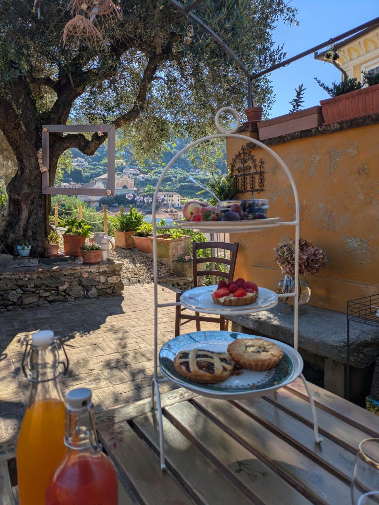 Casa Viola Bed And Breakfast Dimora Di Campagna Calice Ligure Exteriör bild