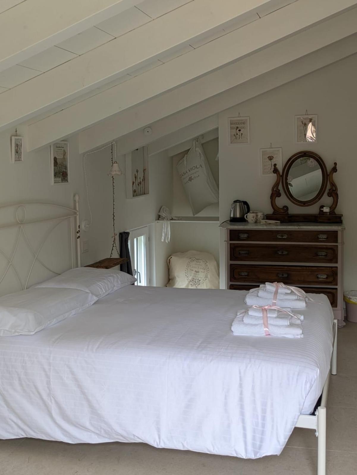 Casa Viola Bed And Breakfast Dimora Di Campagna Calice Ligure Exteriör bild