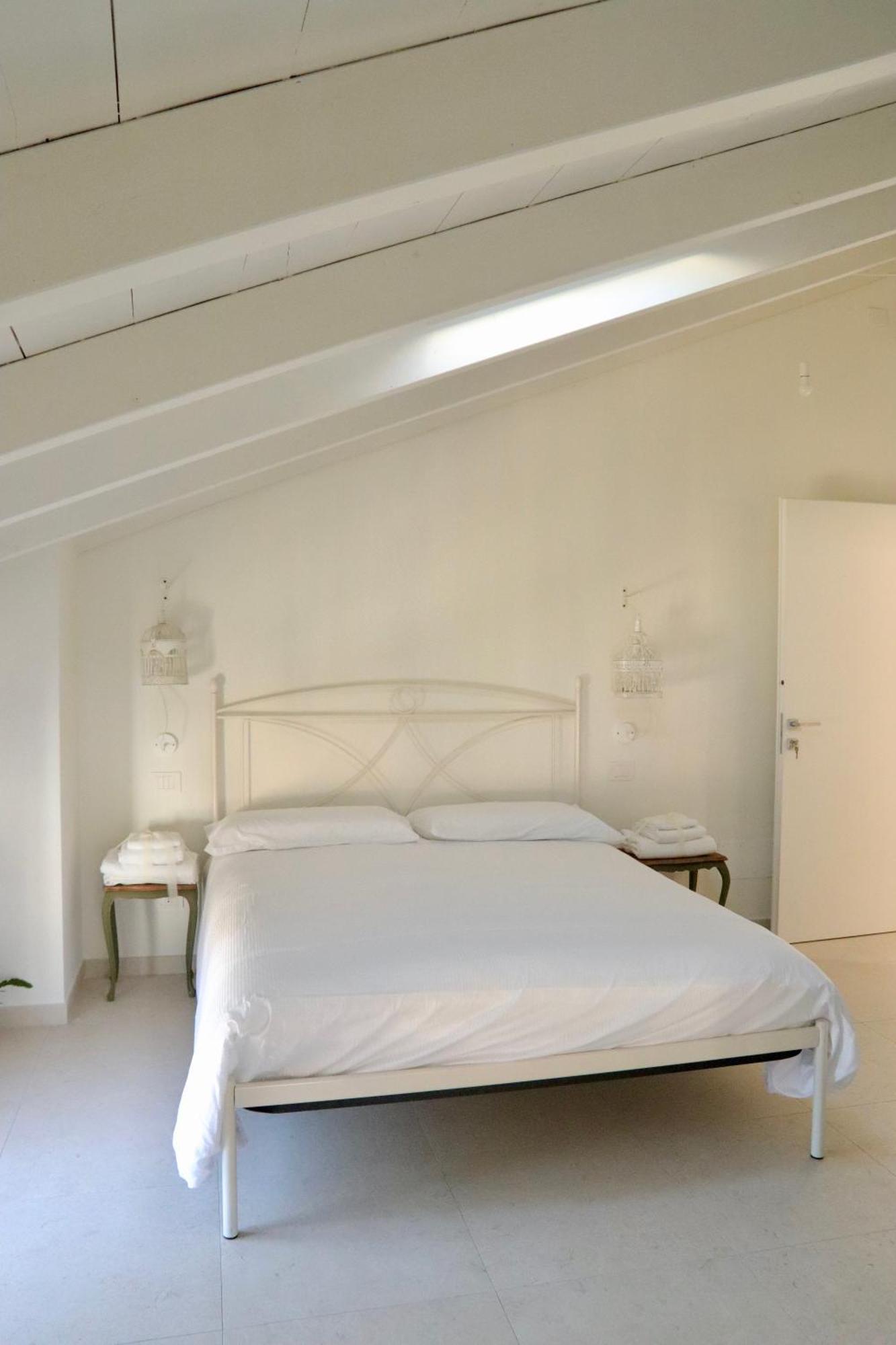Casa Viola Bed And Breakfast Dimora Di Campagna Calice Ligure Exteriör bild